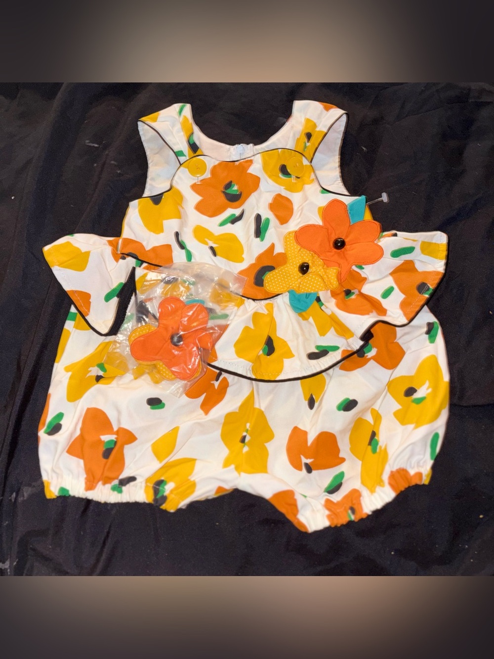 NWOT vintage sleeveless floral bubble romper with hair clip size 2T